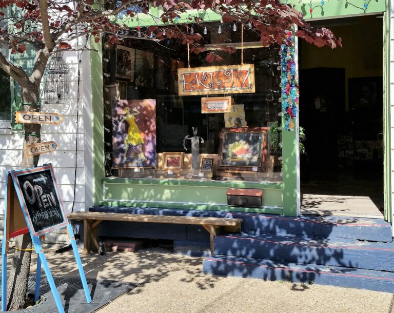 Eklektix exterior 2 768x610