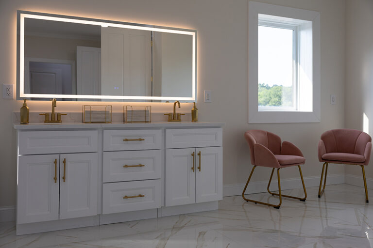 JL3A4477 copy 768x512