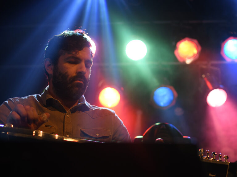 DSC 6097 copy 768x573