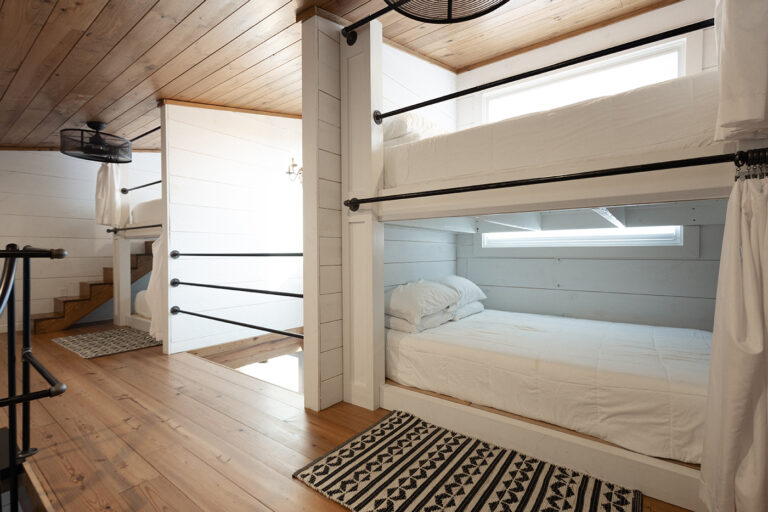 Ashleys Portrait Co The Artisan at Baetje Farms 8460 copy 768x512