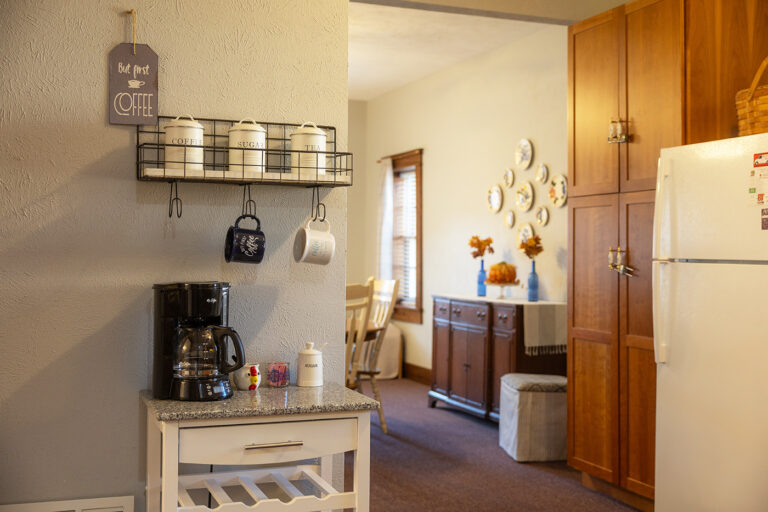 JL3A7287 copy 768x512