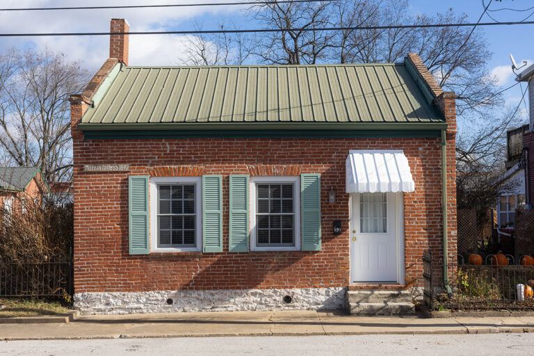 JL3A7322 copy 768x512