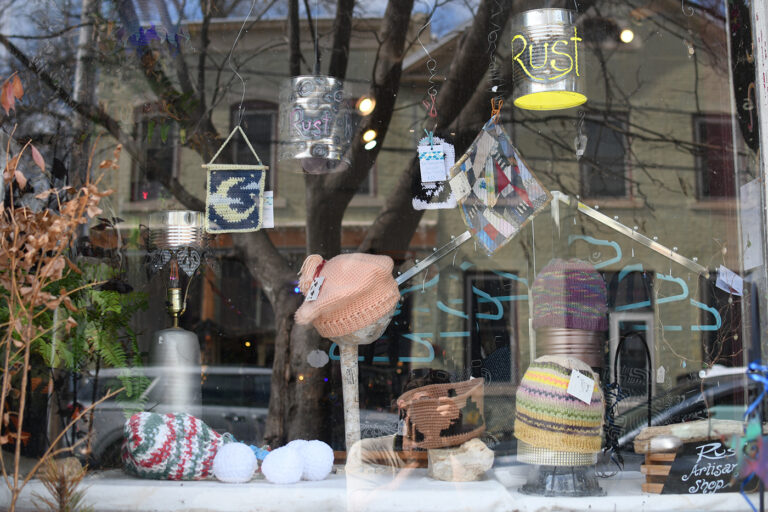 DSC 0376 copy 768x512