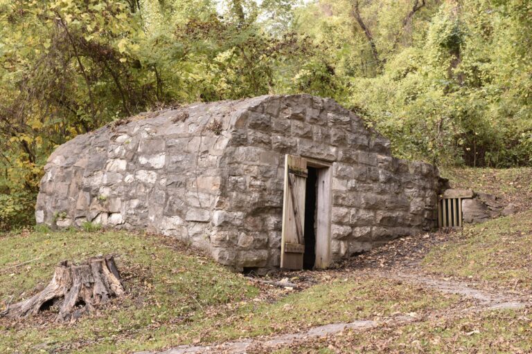 F13cStoneSpringhouse scaled 1 768x512