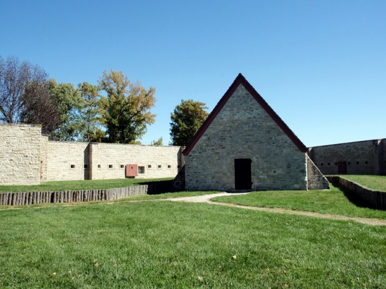 Fort de Chartres at Prairie du Rocher Illinois 15 768x576